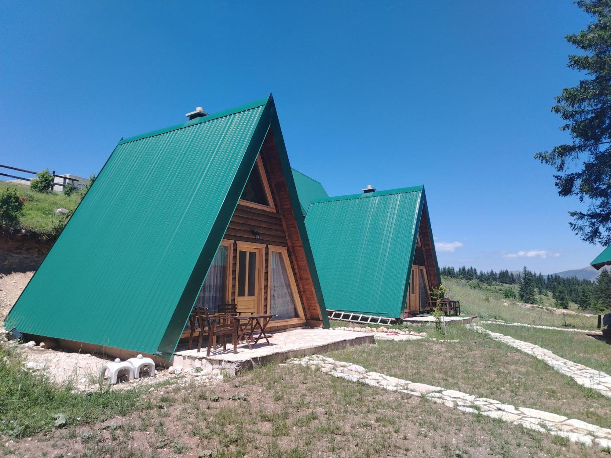 M&K Chalets ชาเบลียค ภายนอก รูปภาพ