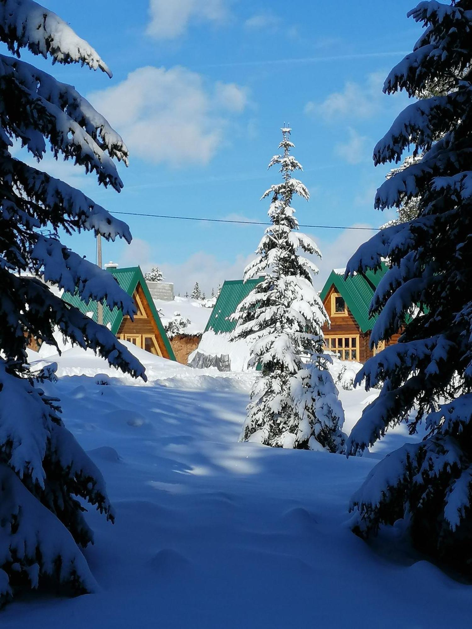 M&K Chalets ชาเบลียค ภายนอก รูปภาพ