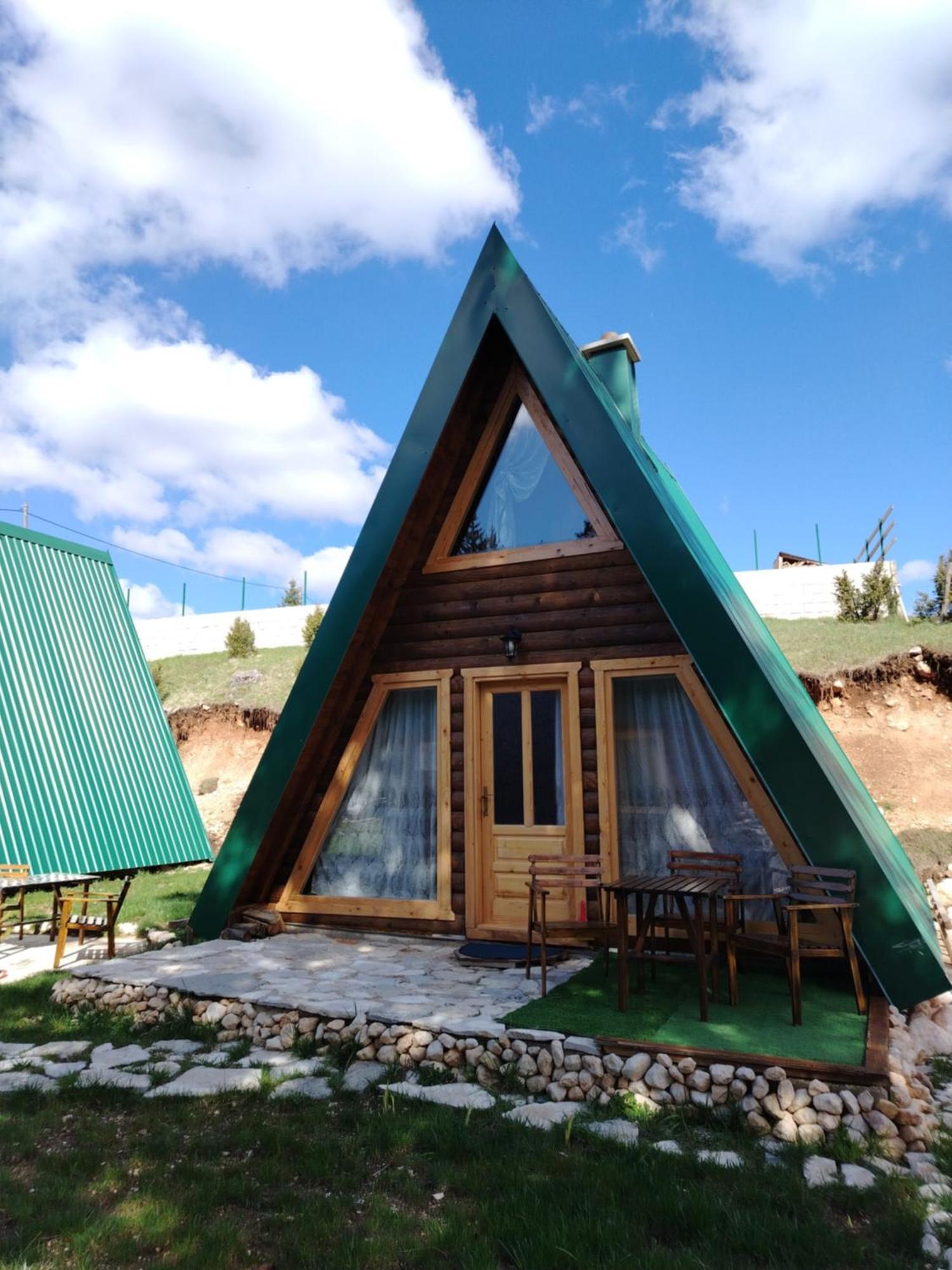 M&K Chalets ชาเบลียค ภายนอก รูปภาพ
