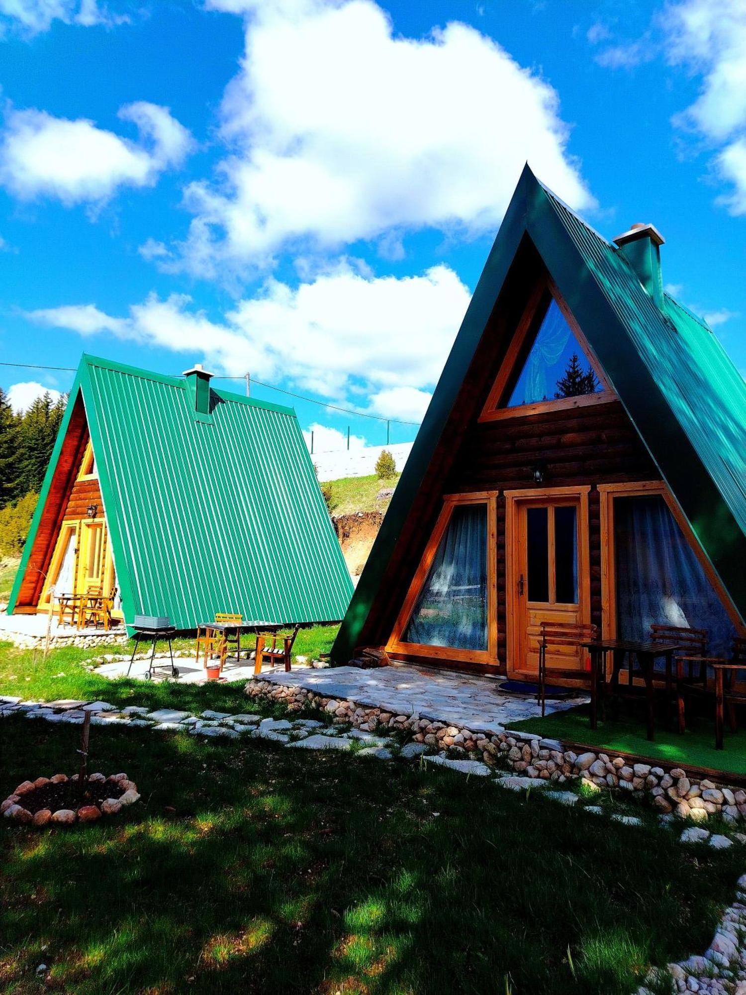M&K Chalets ชาเบลียค ภายนอก รูปภาพ
