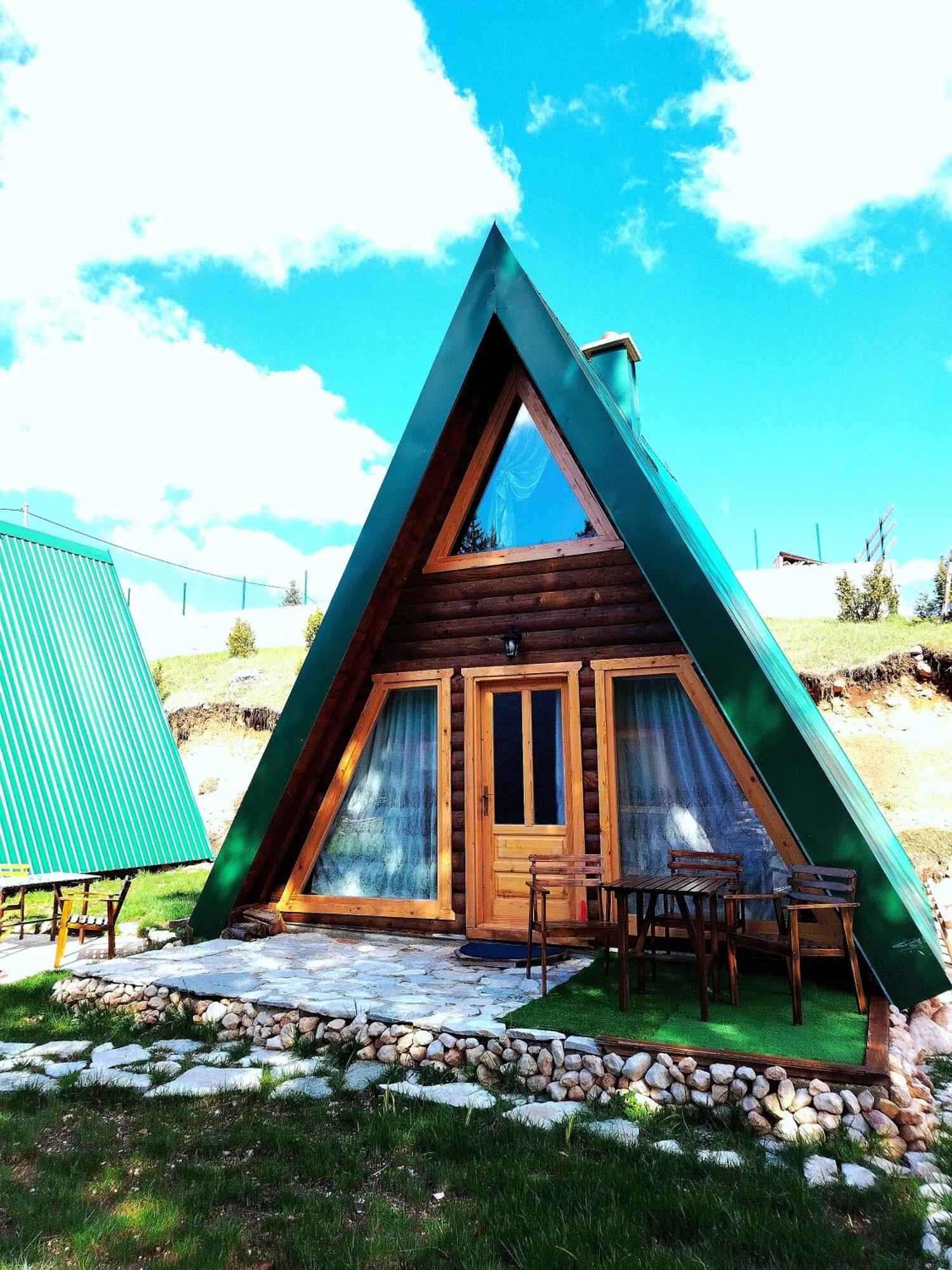 M&K Chalets ชาเบลียค ภายนอก รูปภาพ